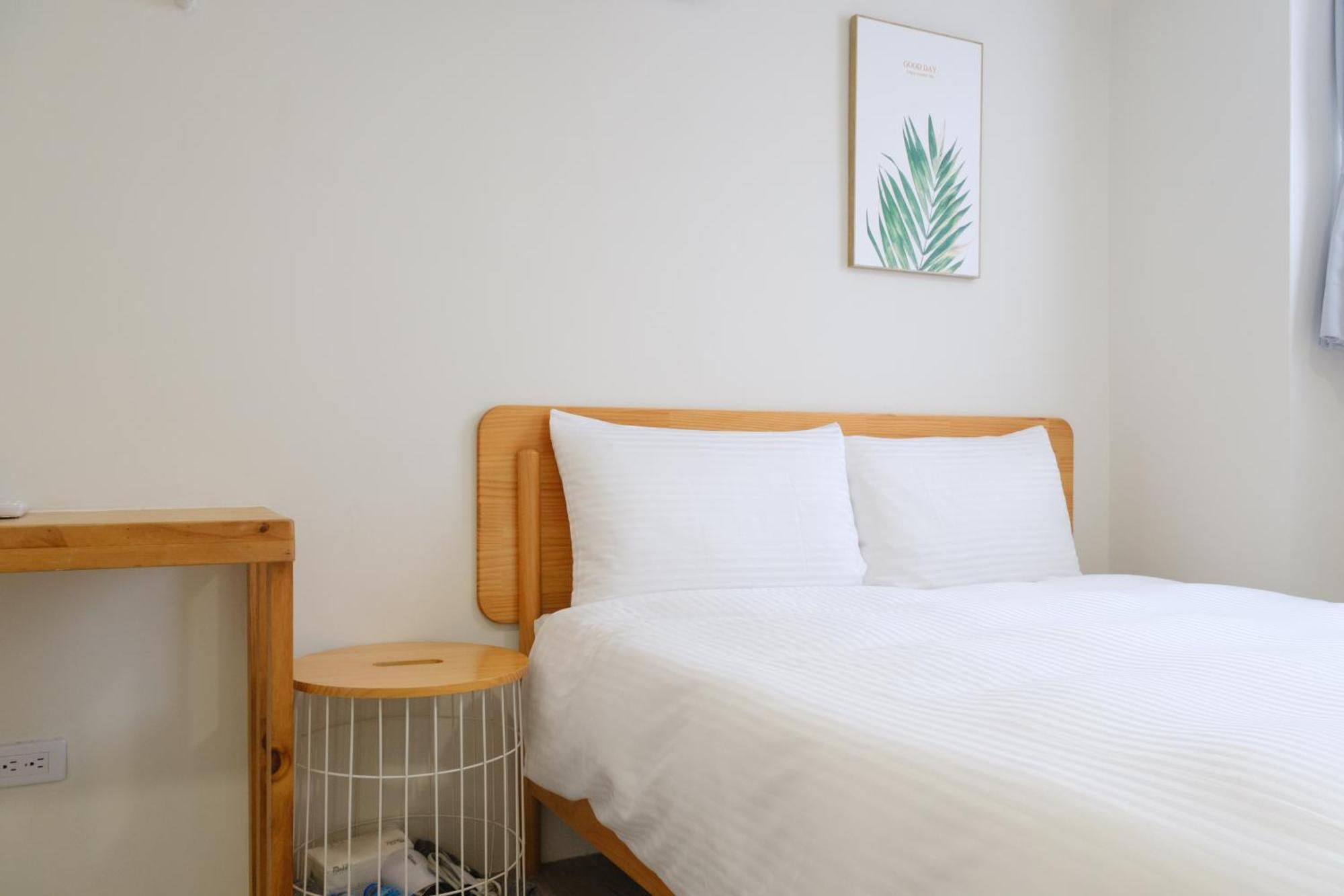See U Apartment Tainan Bagian luar foto
