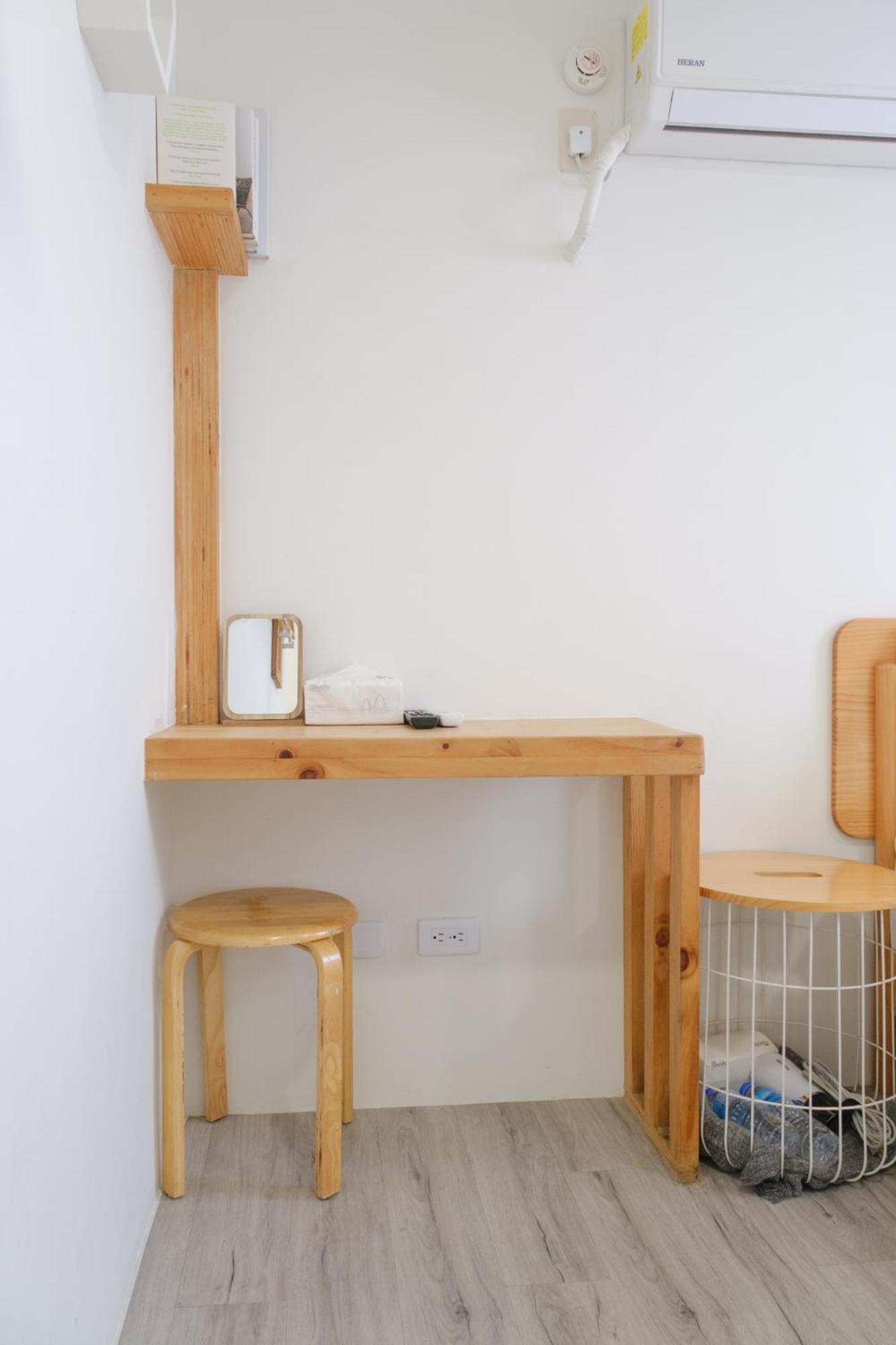See U Apartment Tainan Bagian luar foto