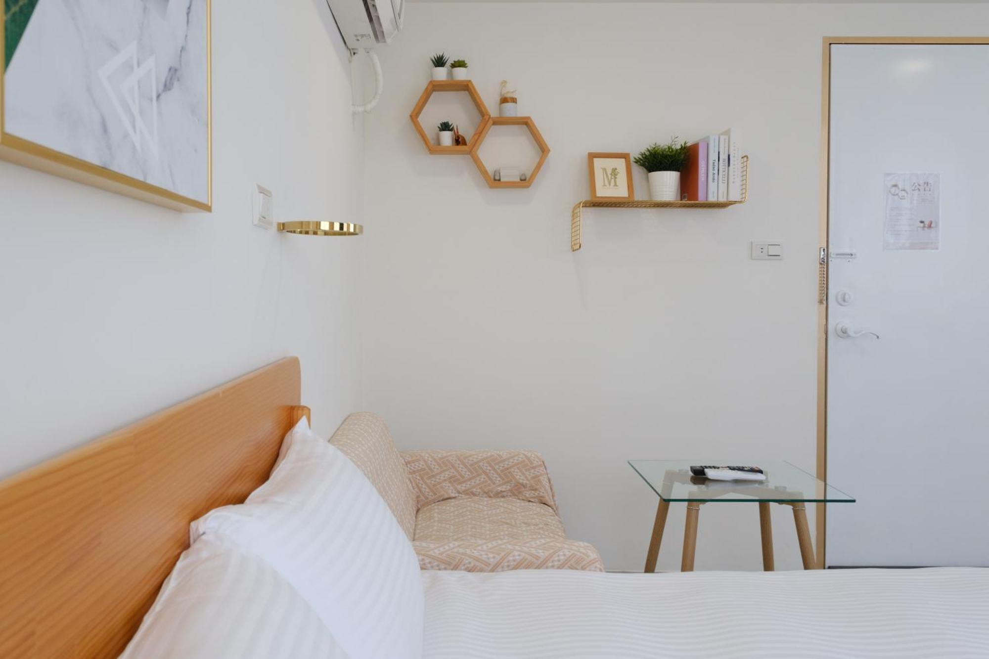 See U Apartment Tainan Bagian luar foto
