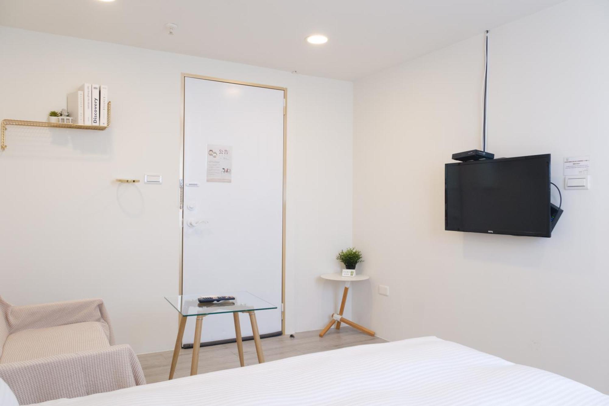 See U Apartment Tainan Bagian luar foto