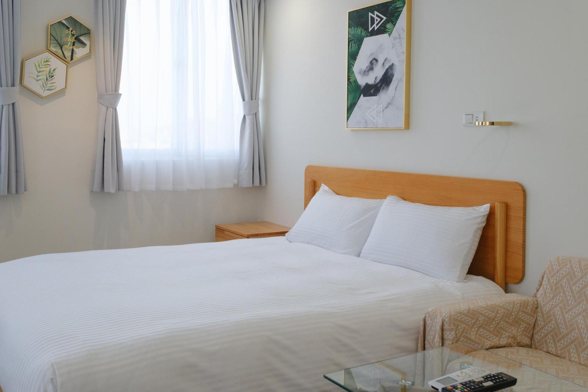 See U Apartment Tainan Bagian luar foto
