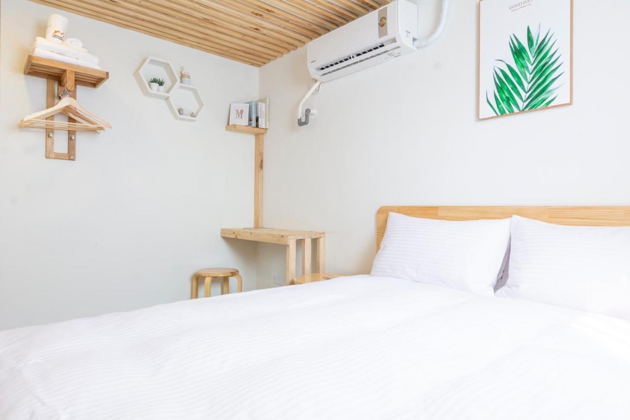 See U Apartment Tainan Bagian luar foto