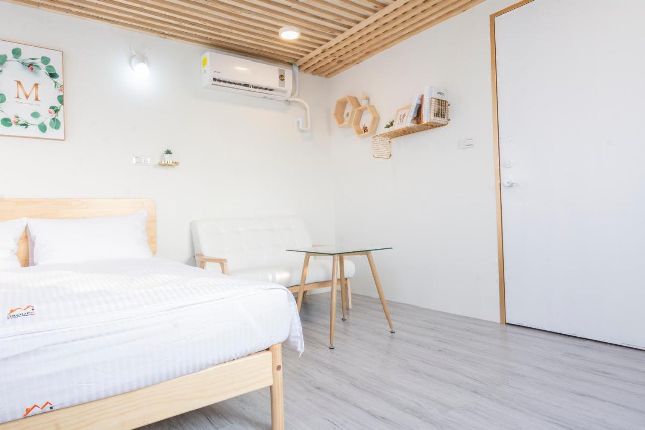 See U Apartment Tainan Bagian luar foto